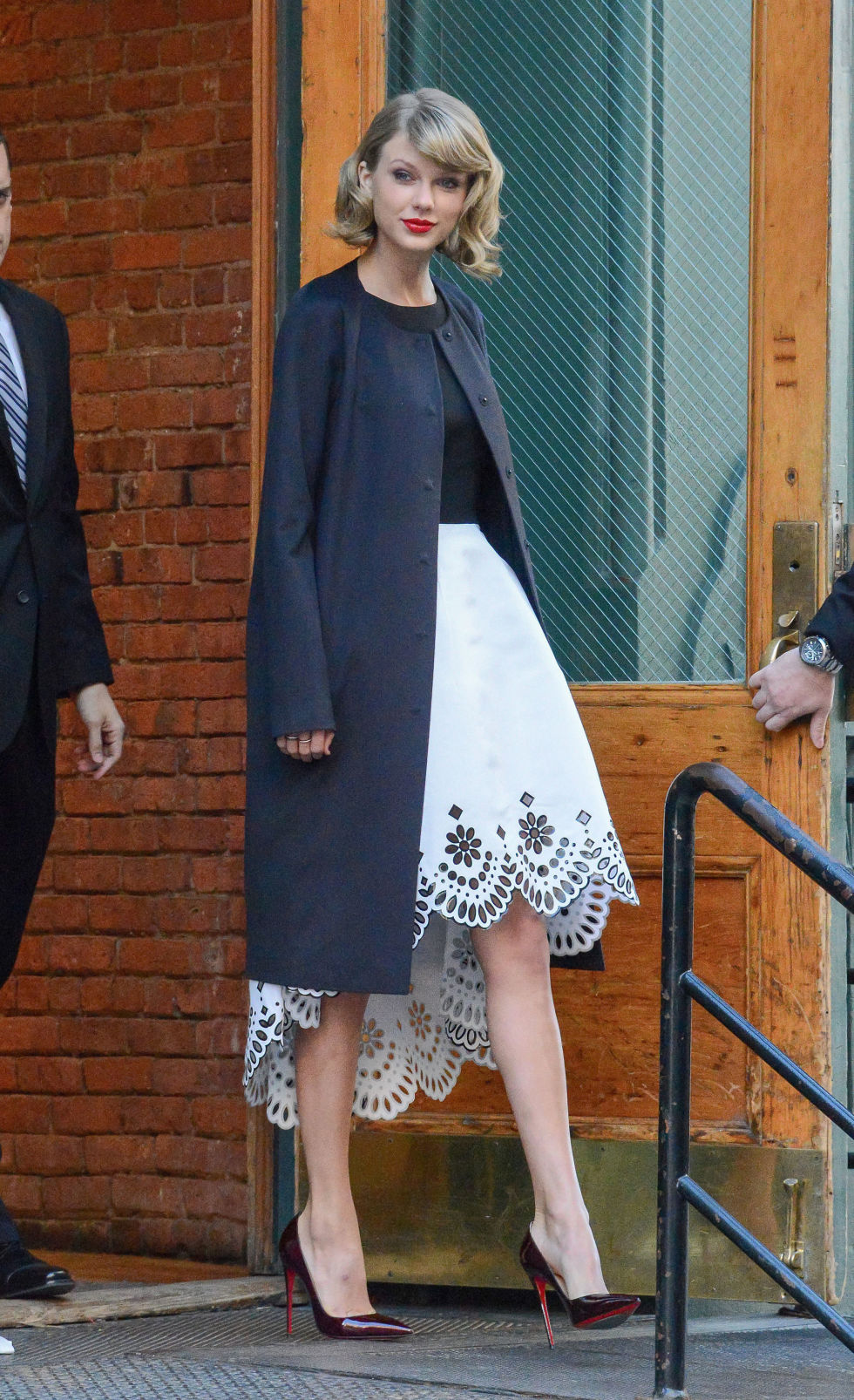 Taylor Swift Street Style New York Fashion