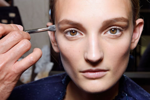 30 makeup tips 30 Makeup Tips - Celebrity Makeup Artists Reveal Beauty Secrets