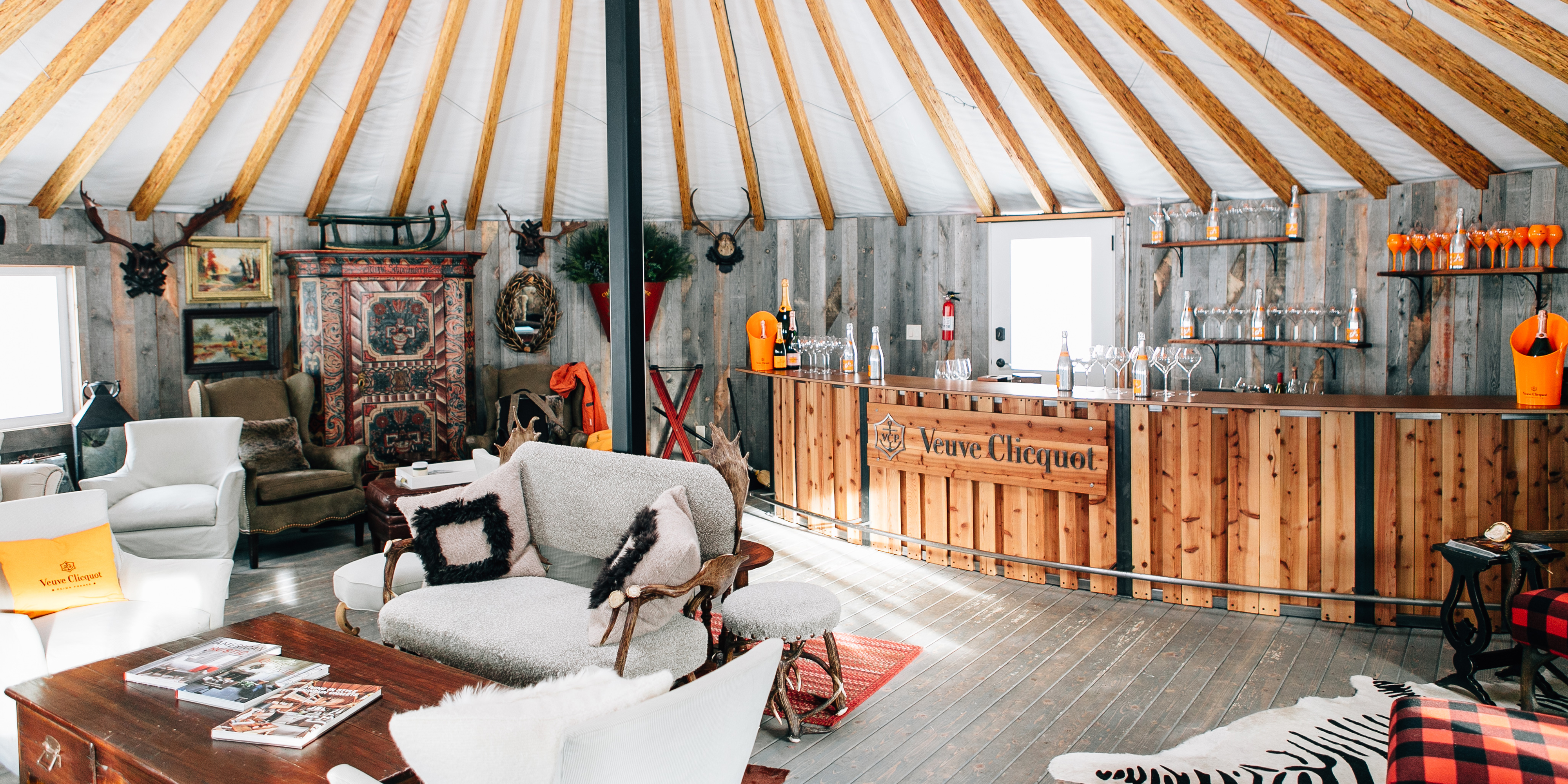 6 Best Apres Ski Bars in the U.S. Best Ski Resorts for Spring 2017