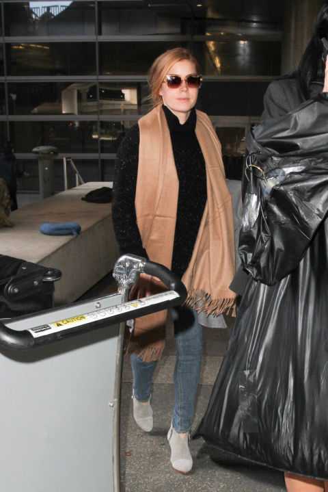 Ela pode ser apertado com Tom Ford, mas neste caso, ela é mais Toms.Toms, $ 139, toms.com.