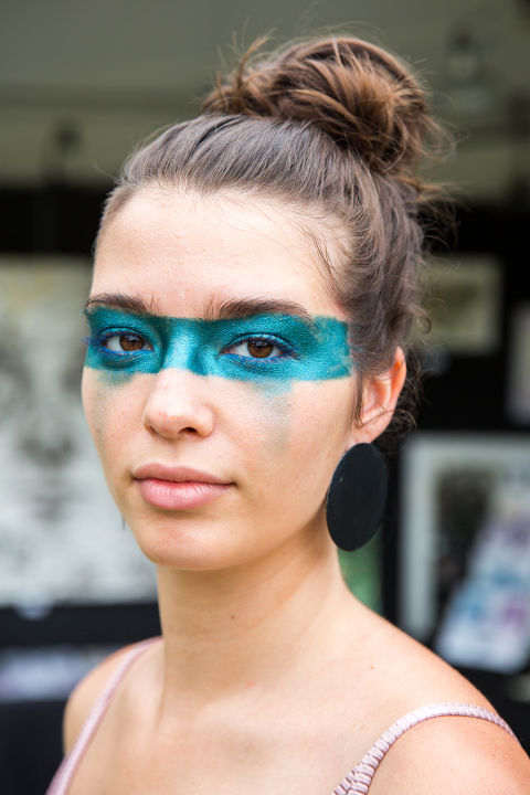 This artist told us her teal eye makeup was a nod to her Native American heritage.&nbsp;