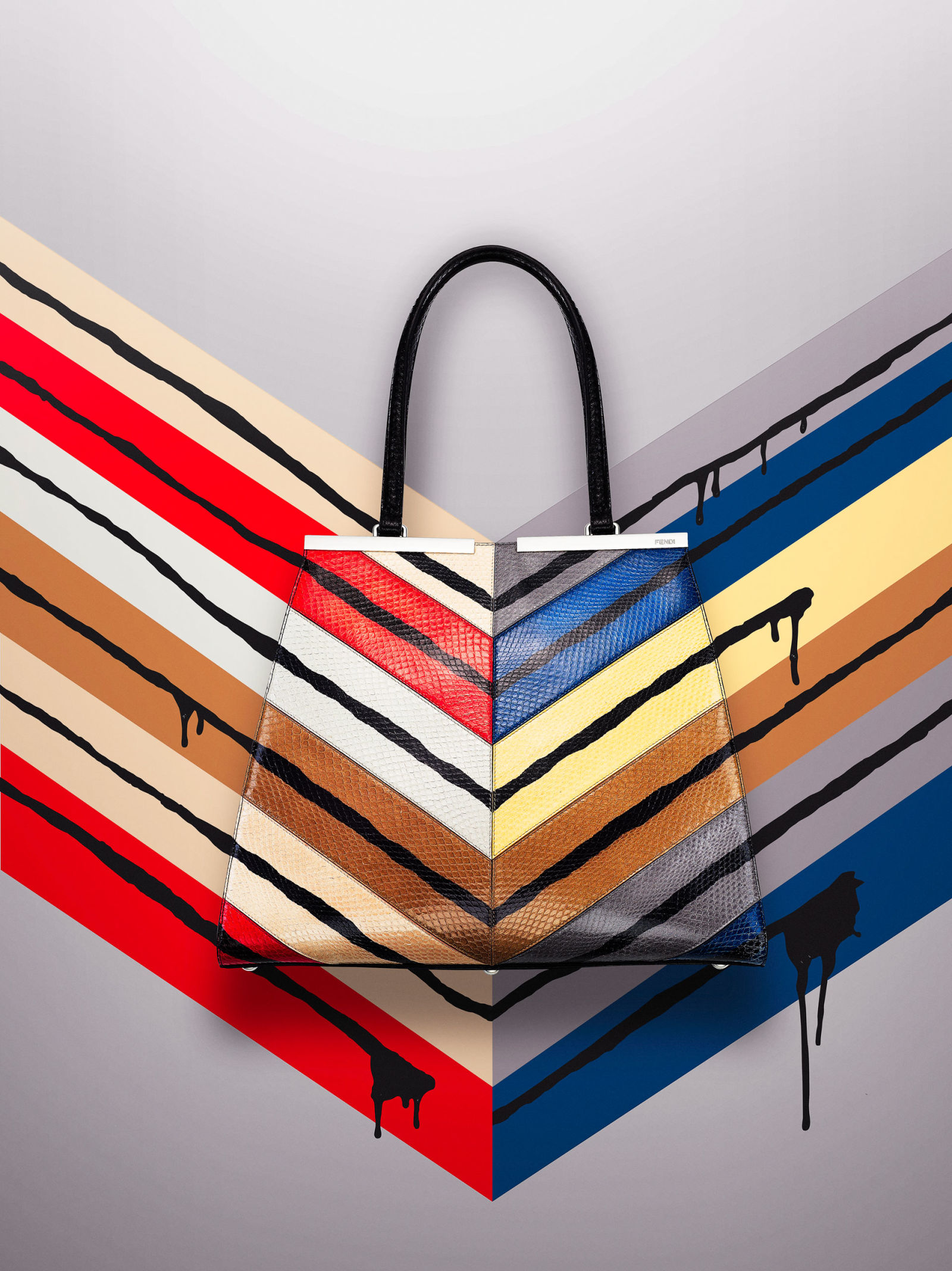 15 Graphic Bags to Carry Now Graphic Bags